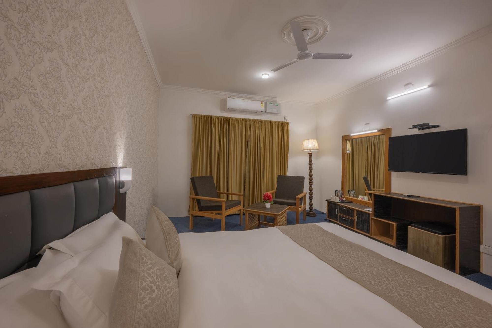 Echor Kashmir Holidays Resort Srinagar Exterior photo